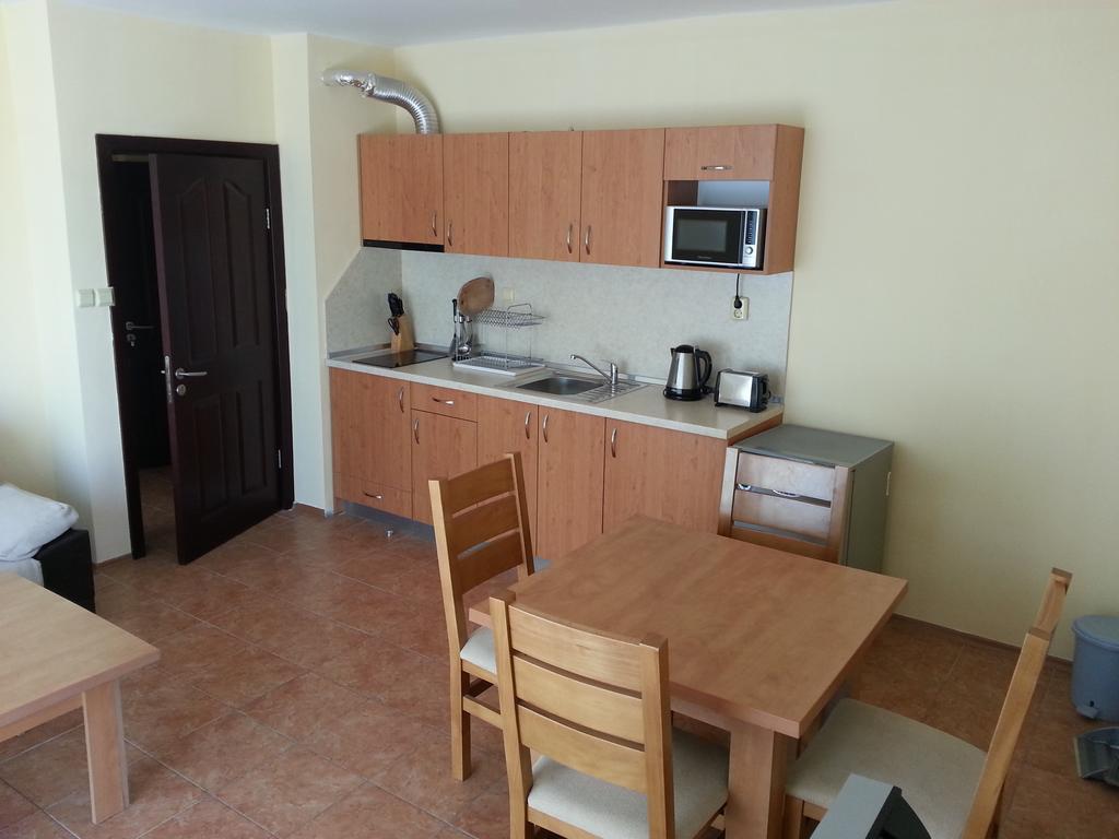 Marack Apartments Slântsjev Brjag Rom bilde
